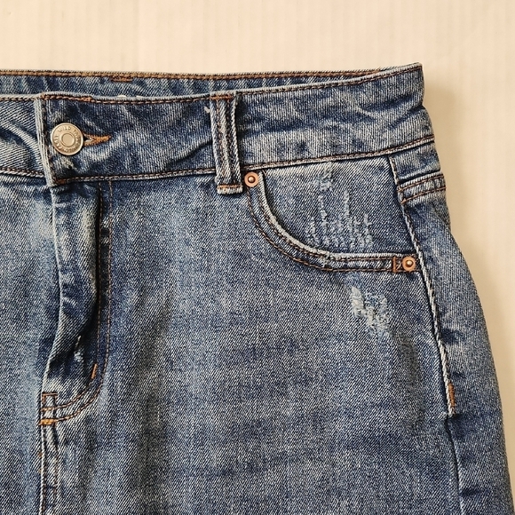 Wild Fable Denim Mini Skirt Sz: 6 Distressed 5 pocket Summer Festival Concert - Picture 3 of 14